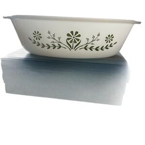 Vintage MCM Pyrex Glassbake Green Floral 1 Quart casserole